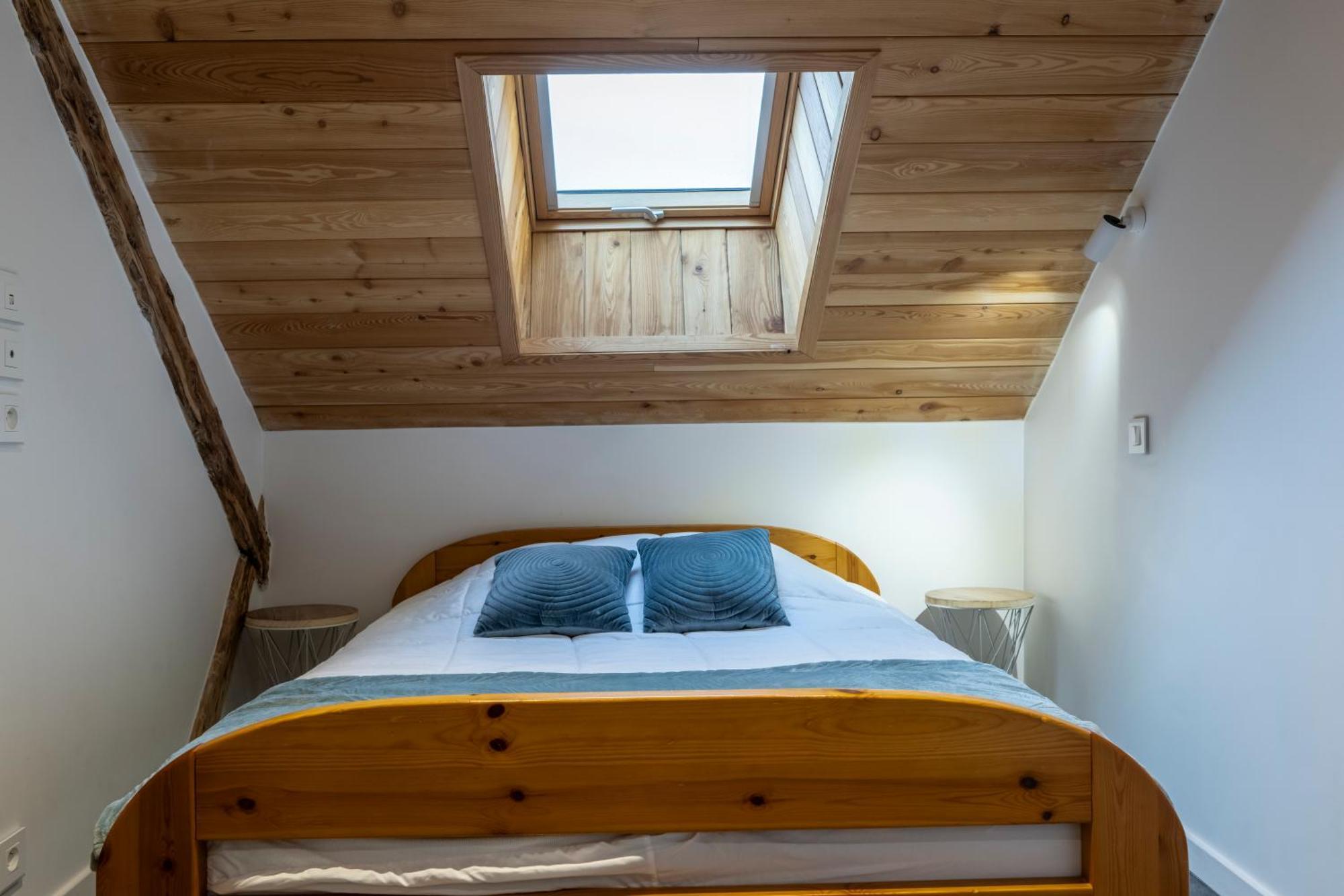 ברסלונט Superbe Loft - Situ Sur La Place Centrale מראה חיצוני תמונה