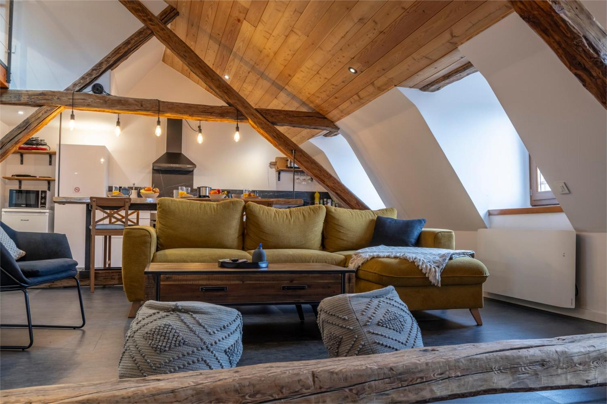 ברסלונט Superbe Loft - Situ Sur La Place Centrale מראה חיצוני תמונה