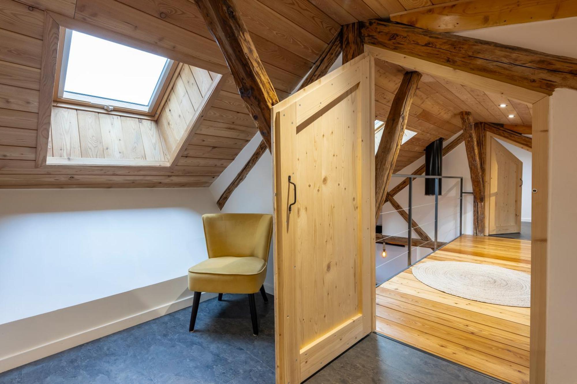 ברסלונט Superbe Loft - Situ Sur La Place Centrale מראה חיצוני תמונה