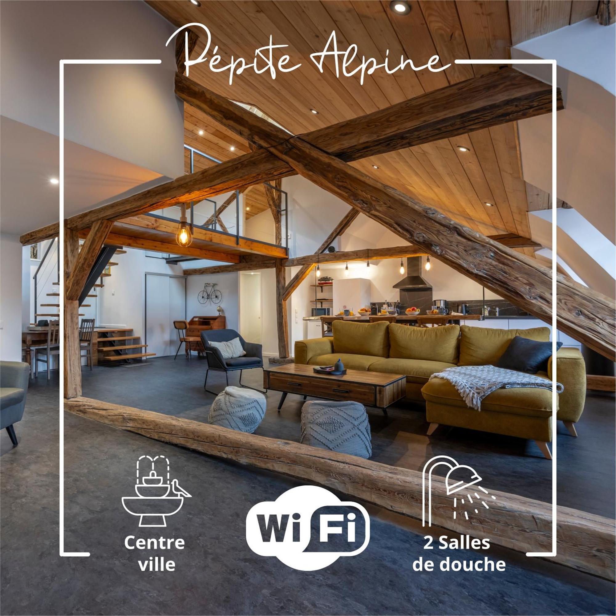 ברסלונט Superbe Loft - Situ Sur La Place Centrale מראה חיצוני תמונה
